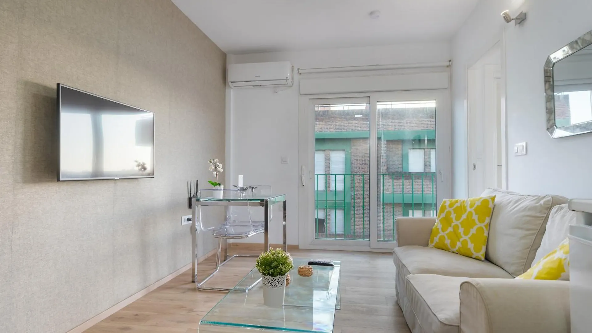 Centro Luminoso Terraza Apartment Seville Spain